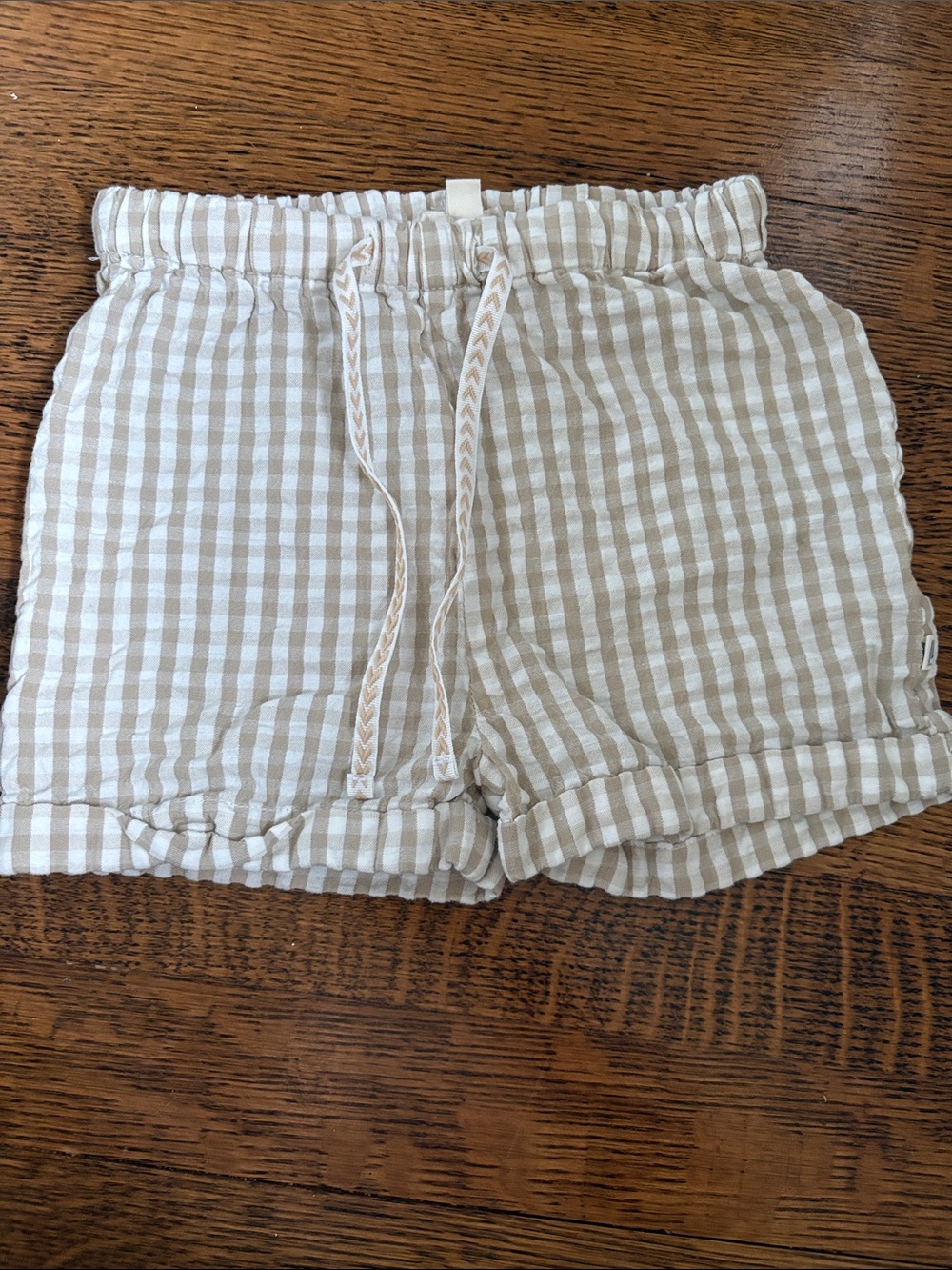Arsene at Les Pipelettes (French)Gingham Drawstring Kids Shorts